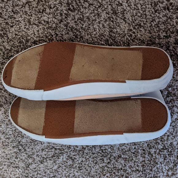 Pastel Casual Sneakers W11 Old Navy Peach Canvas Cushion Insole NWT Minimalist - Picture 3 of 5